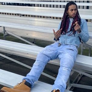 Meet your Posher, Corey